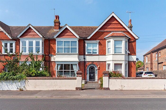 2 Bedroom Flat For Sale In , Cowper Road, Worthing, BN11