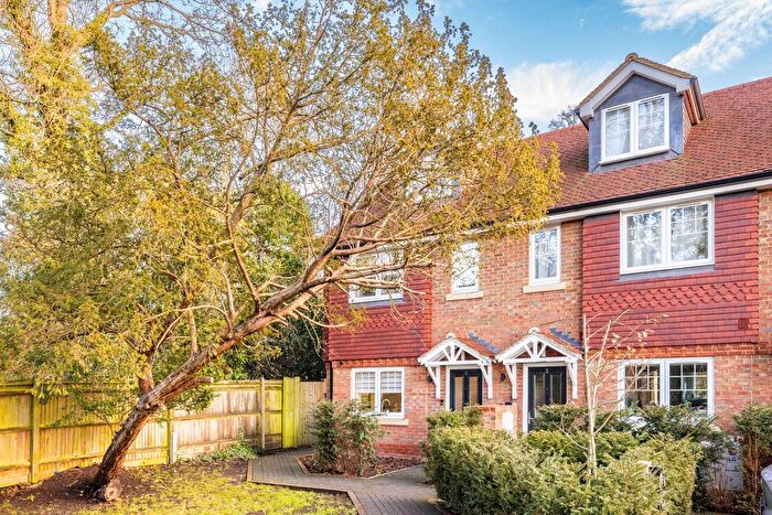 4 Bedroom Terraced House For Sale In London Road, Redhill, RH1