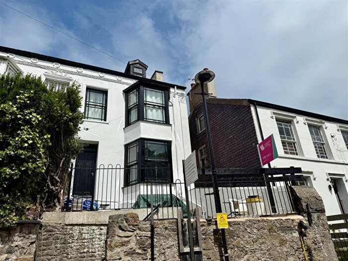 7 Bedroom House For Sale In Fron Dirion Terrace, Bangor, LL57
