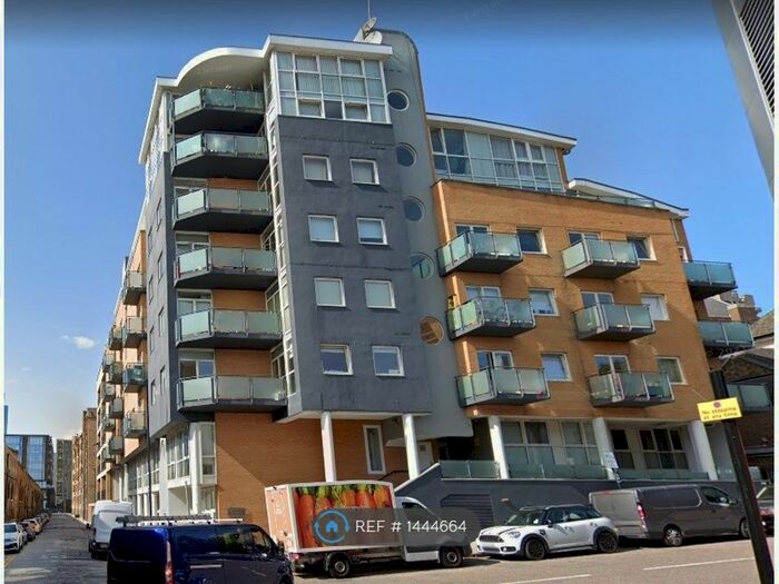 2 Bedroom Flat To Rent In Artichoke Hill, London, E1W