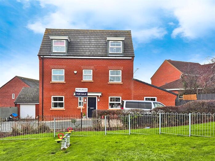 5 Bedroom Detached House For Sale In Mill Farm Drive, Tibshelf, Alfreton, DE55