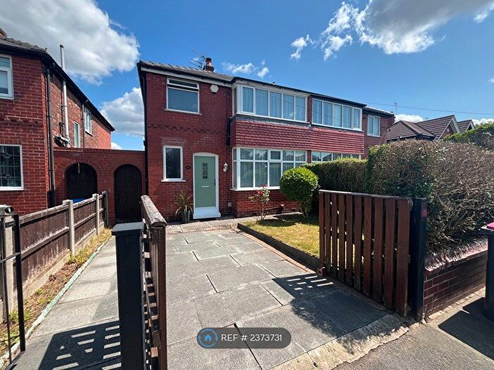 3 Bedroom Semi-Detached House To Rent In Campbell Road, Swinton, Manchester, M27