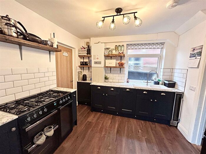 3 Bedroom Semi Detached House For Sale In Wilver Road, Newport, PO30