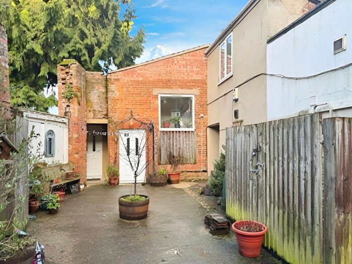 1 Bedroom Flat For Sale In The Old Workshop, Warminster, BA12