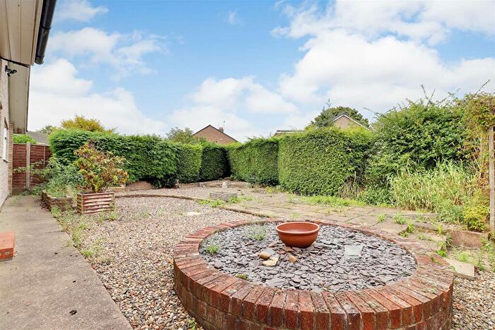 3 Bedroom Detached Bungalow For Sale In Derrymore Road, Willerby, Hull, HU10