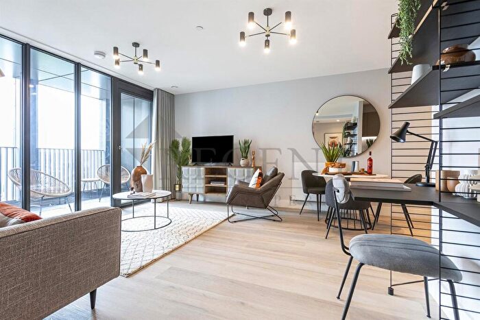 1 Bedroom Apartment To Rent In Corn House, Marshgate Lane, E15