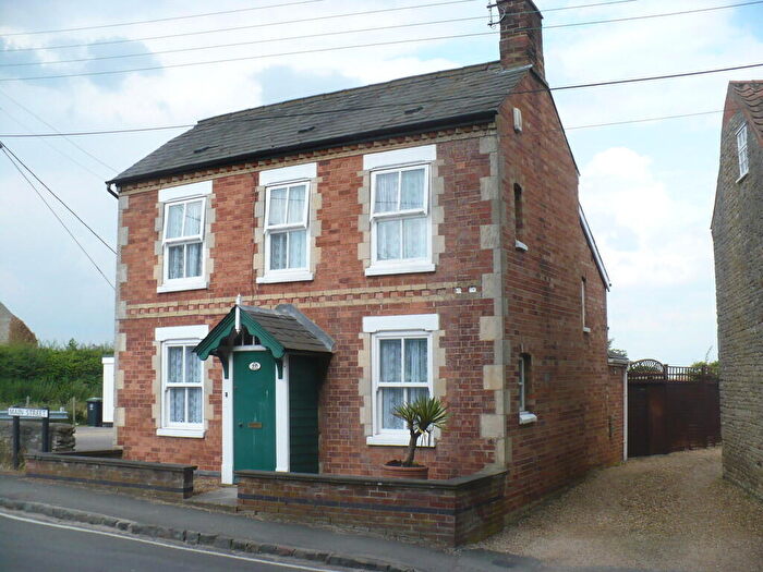 3 Bedroom Detached House To Rent In Ivy Cottage, Main Street, Great Addington, NN14