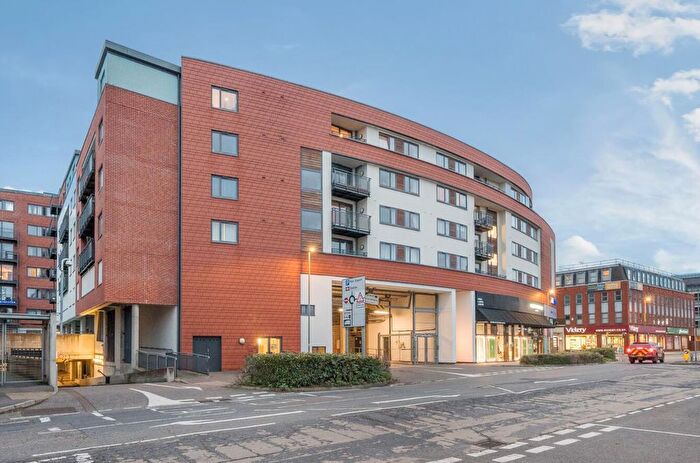 2 Bedroom Flat To Rent In Southwell Park Road, Camberley, GU15