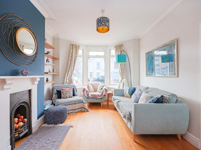 3 Bedroom Terraced House For Sale In Soundwell Road, Kingswood, BS15
