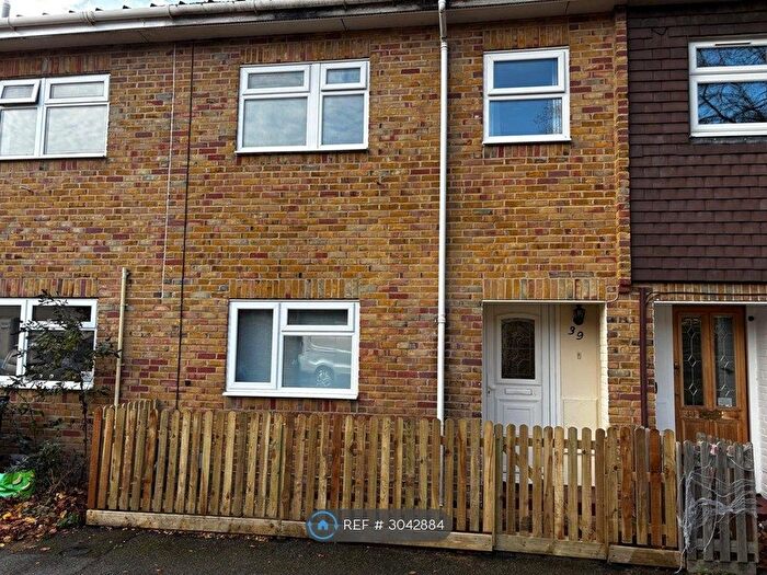 3 Bedroom Terraced House To Rent In Launcelot Close, Andover, SP10