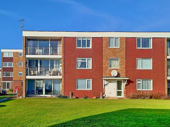2 Bedroom Flat For Sale In Churchill Court, Millfield Close, Rustington, BN16
