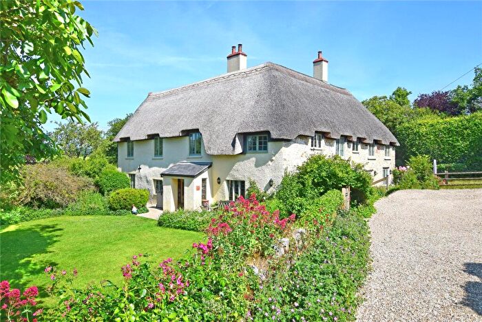 8 Bedroom Detached House For Sale In Hunthay Lane, Axminster, Devon, EX13