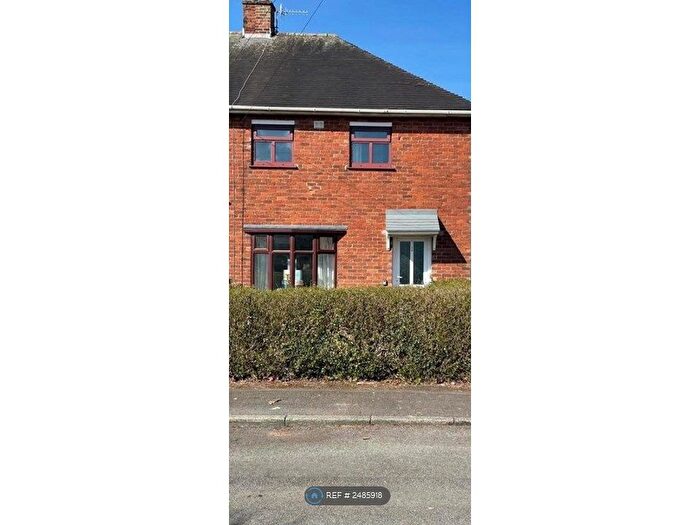 3 Bedroom Semi-Detached House To Rent In Twining Green, Stoke On Trent, ST3