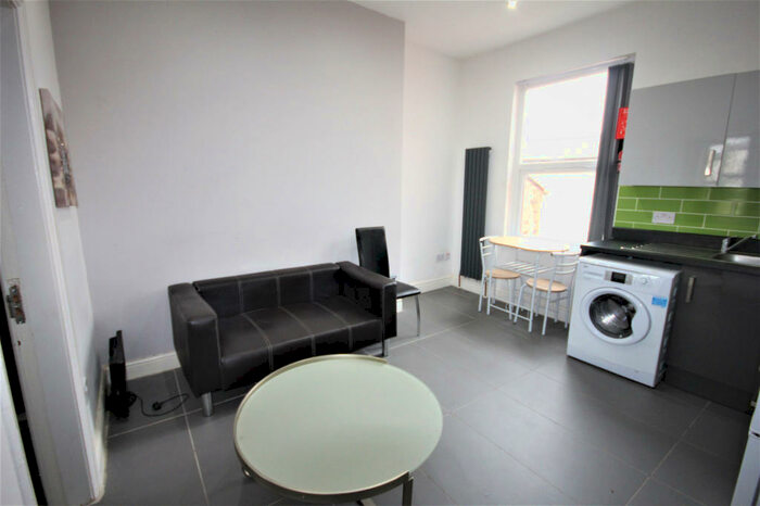 1 Bedroom Flat To Rent In St. Marks Road, Preston, Lancashire, PR1