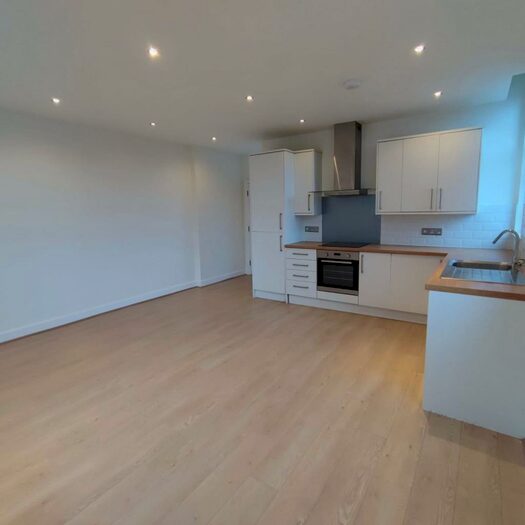 2 Bedroom Apartment To Rent In Glyde Path Road, Dorchester, DT1