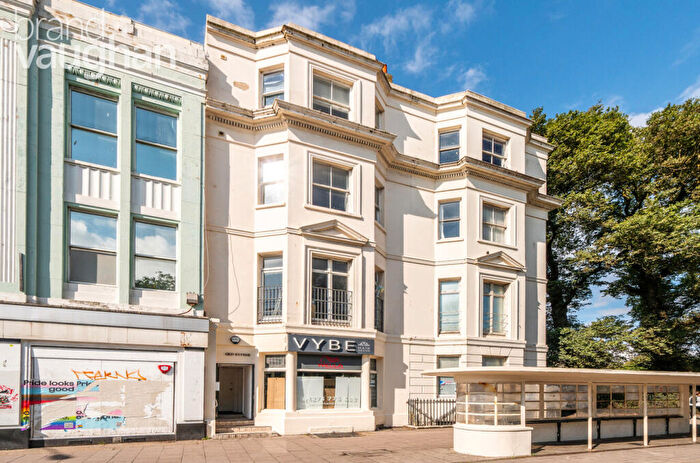 1 Bedroom Flat To Rent In Old Steine, Brighton, BN1