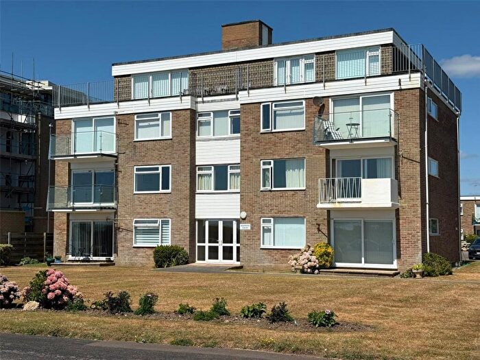 2 Bedroom Apartment For Sale In Victoria Road, Milford On Sea, Lymington, Hampshire, SO41