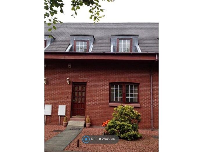 3 Bedroom Terraced House To Rent In Fern Cottages, Glasgow, G13