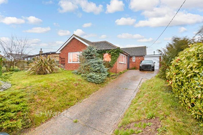 3 Bedroom Bungalow For Sale In Waldershare Road, Ashley, Dover, Kent, CT15