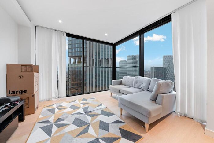 2 Bedroom Apartment For Sale In Hampton Tower, Marsh Wall, London, E14