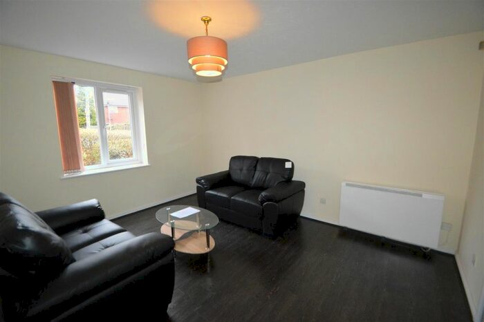 2 Bedroom Flat To Rent In Angora Drive, Salford, Manchester, M3