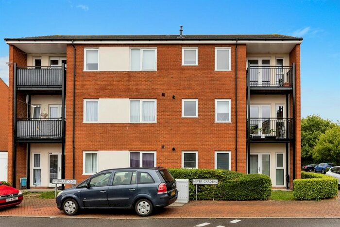 1 Bedroom Flat To Rent In Hever Gardens, Kingsnorth, Ashford, TN23