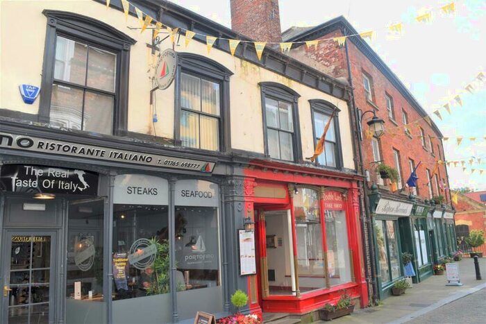 3 Bedroom Flat To Rent In Kirkgate, Ripon, HG4