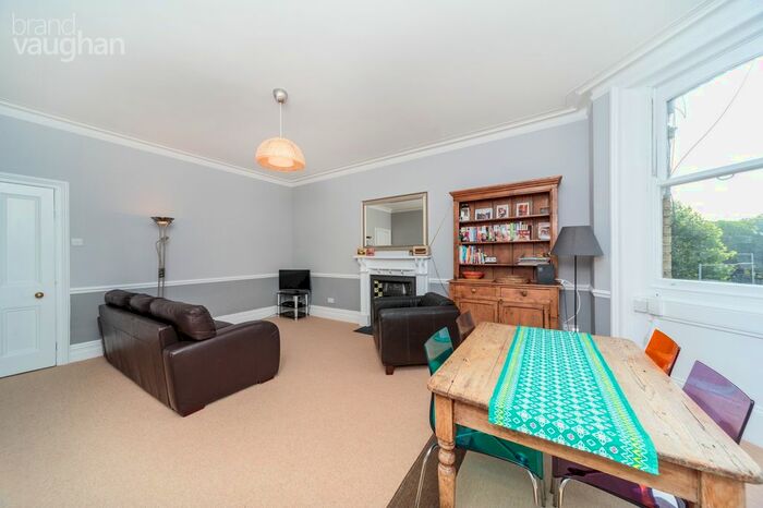 2 Bedroom Flat To Rent In Cromwell Road, Hove, East Sussex, BN3