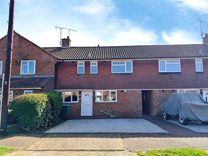 3 Bedroom Terraced House For Sale In Lloyd Goring Close, Angmering, Littlehampton, West Sussex, BN16