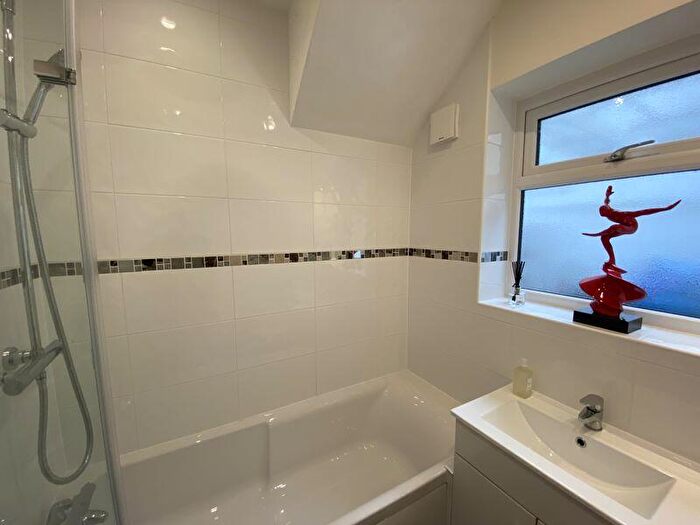 2 Bedroom Detached Bungalow To Rent In Church View Gardens, Kinver, DY7