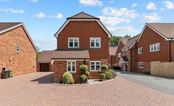 3 Bedroom Detached House For Sale In Valebridge Road, Burgess Hill, RH15