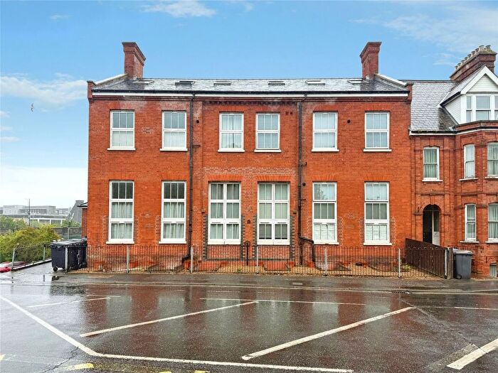 3 Bedroom Flat For Sale In Burrell Road, Ipswich, Suffolk, IP2