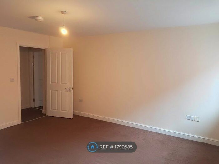 1 Bedroom Flat To Rent In Market Street, Wolverhampton, WV1