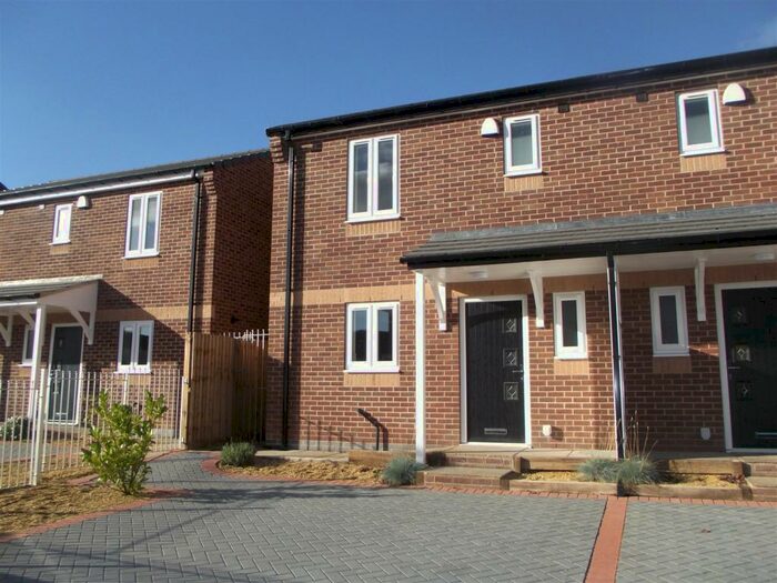 3 Bedroom House To Rent In Prior Road, Arnold, NG5