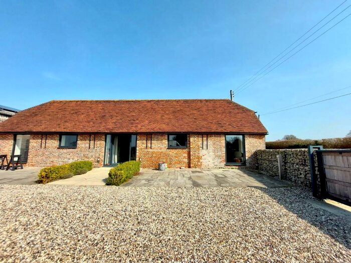 2 Bedroom Barn Conversion To Rent In Chalvington Road, Chalvington, BN27