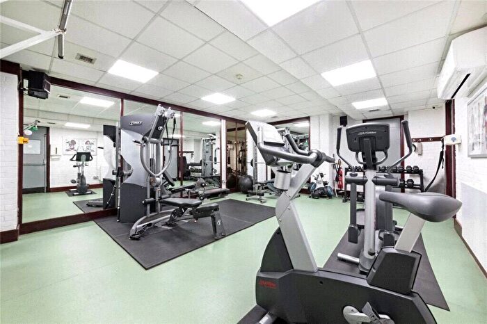 2 Bedroom Apartment To Rent In Broadley Terrace, London, NW1