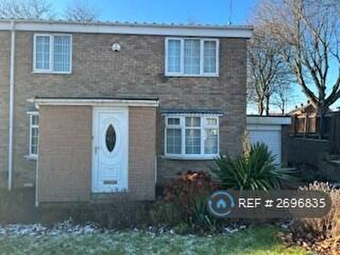 3 Bedroom Semi Detached House To Rent In Spire Hollin, Peterlee, SR8