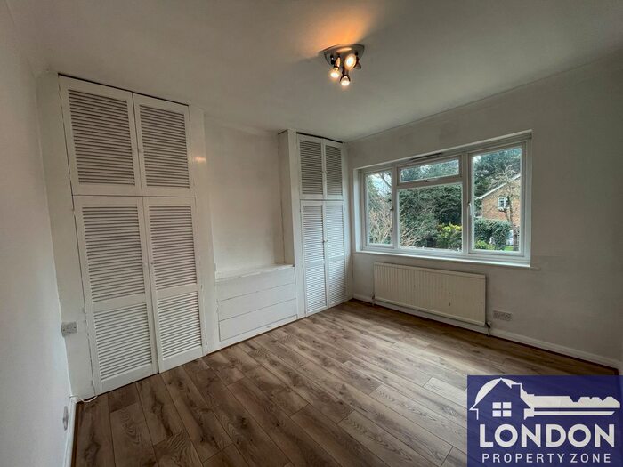 4 Bedroom Semi-Detached House To Rent In Wandle Court Gardens, Wallington, Croydon, CR0