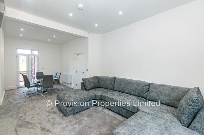 9 Bedroom Terraced House To Rent In Regent Park Terrace, Hyde Leeds, LS6