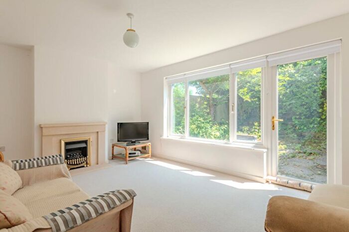 3 Bedroom End Of Terrace House For Sale In South Road, Redland, BS6
