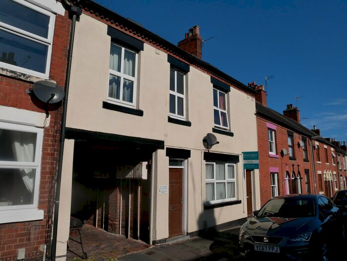 1 Bedroom Flat To Rent In Arch Street, Rugeley WS15