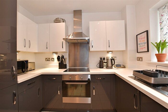 3 Bedroom Terraced House For Sale In Mowbray Close, Epping, Essex, CM16