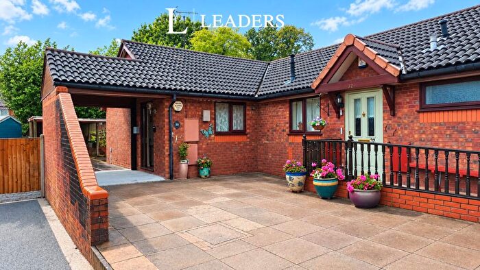 2 Bedroom Bungalow For Sale In Elford Close, Birmingham, West Midlands, B14
