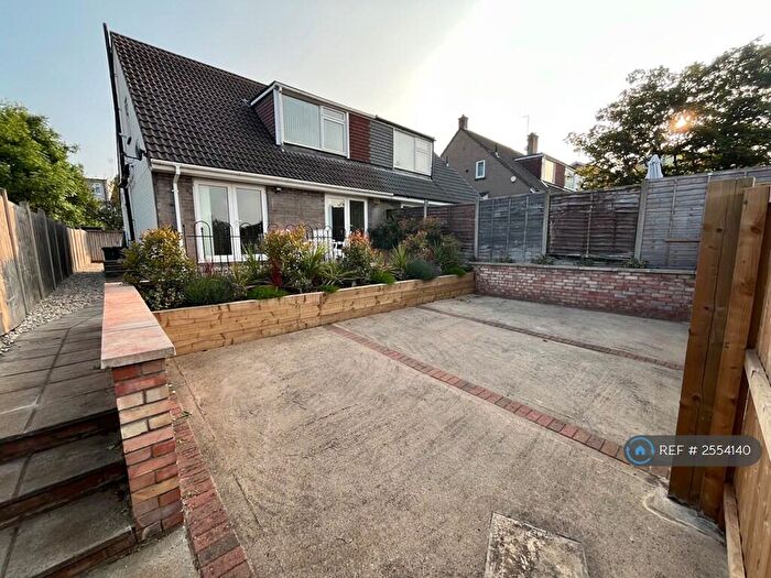 4 Bedroom Semi-Detached House To Rent In Stanbridge Close, Bristol, BS16