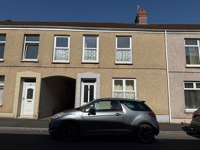3 Bedroom Property For Sale In Nathan Street, Llanelli, SA15
