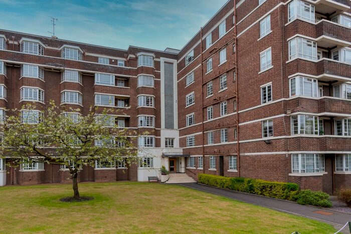 1 Bedroom Flat To Rent In Kelvin Court, Anniesland, Glasgow, G12