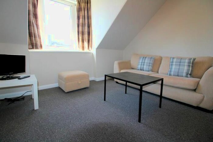 1 Bedroom Flat To Rent In Esslemont Avenue, Aberdeen, AB25