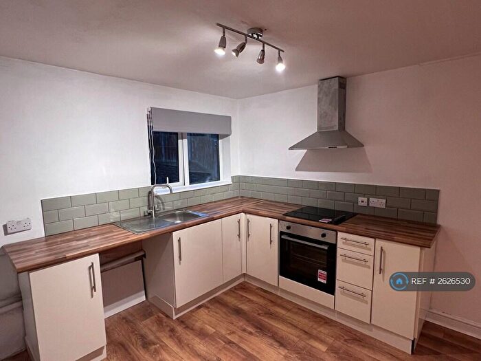 1 Bedroom Flat To Rent In Beatty Close, Daventry, NN11