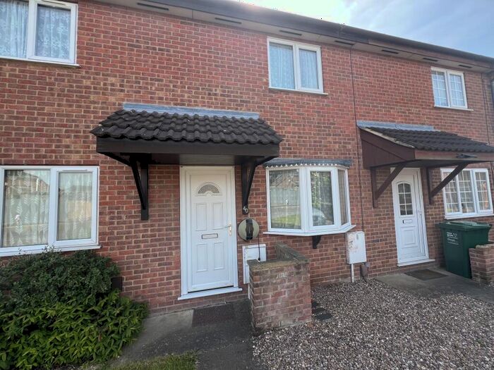 2 Bedroom Terraced House To Rent In Holderness Close, Stenson Fields, DE24