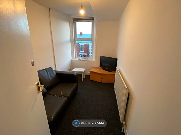 5 Bedroom Maisonette To Rent In Meldon Terrace, Newcastle Upon Tyne, NE6